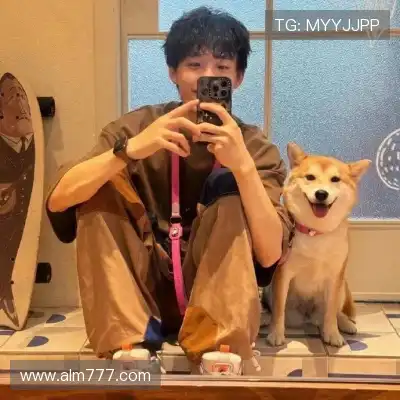 滑璇鸣